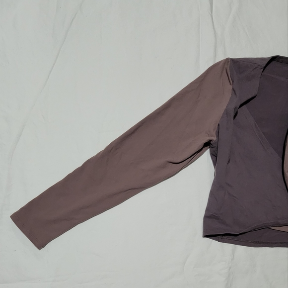 Beyond Yoga Long Sleeve Cropped Wrap Top - Picture 7 of 7